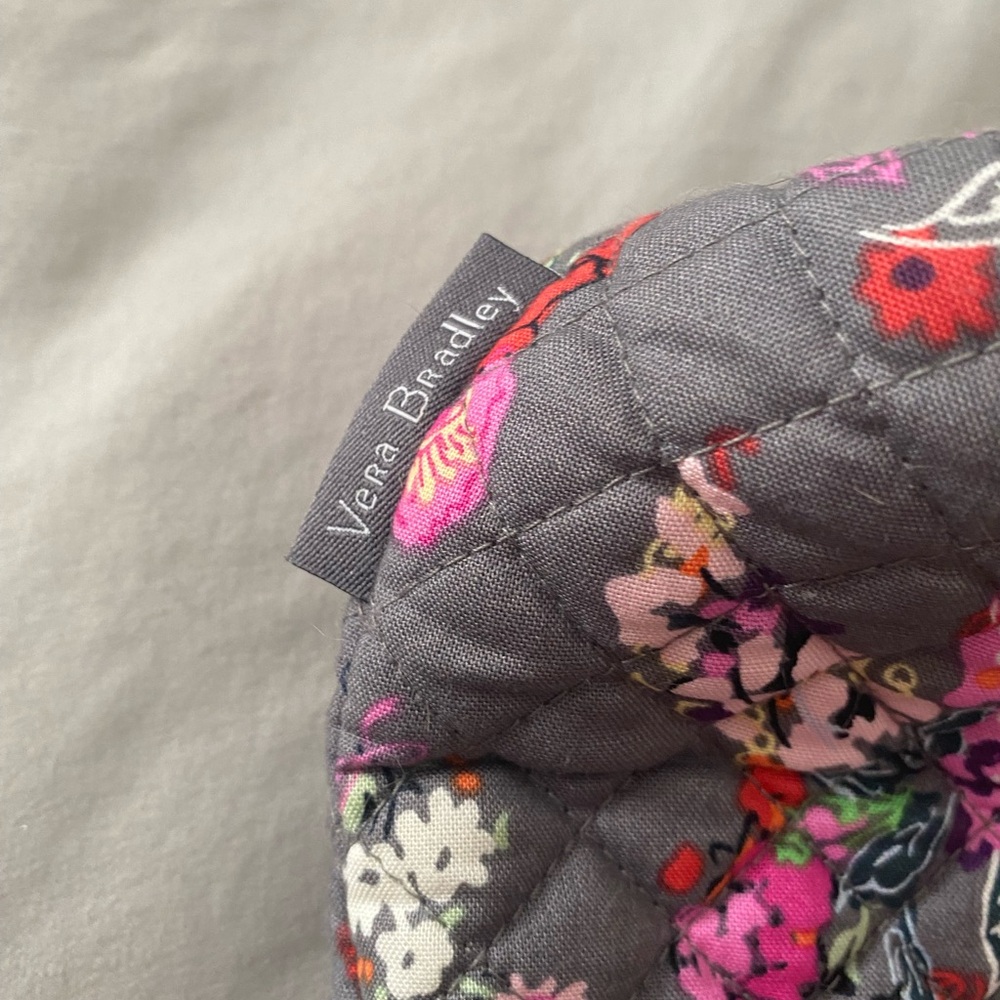 Vera Bradley bag quilted lots of gray pink, purple, flowery, beautiful colors